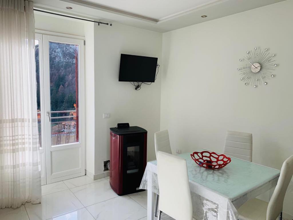 Dolomia Gioele Apartment โมลเวโน ภายนอก รูปภาพ